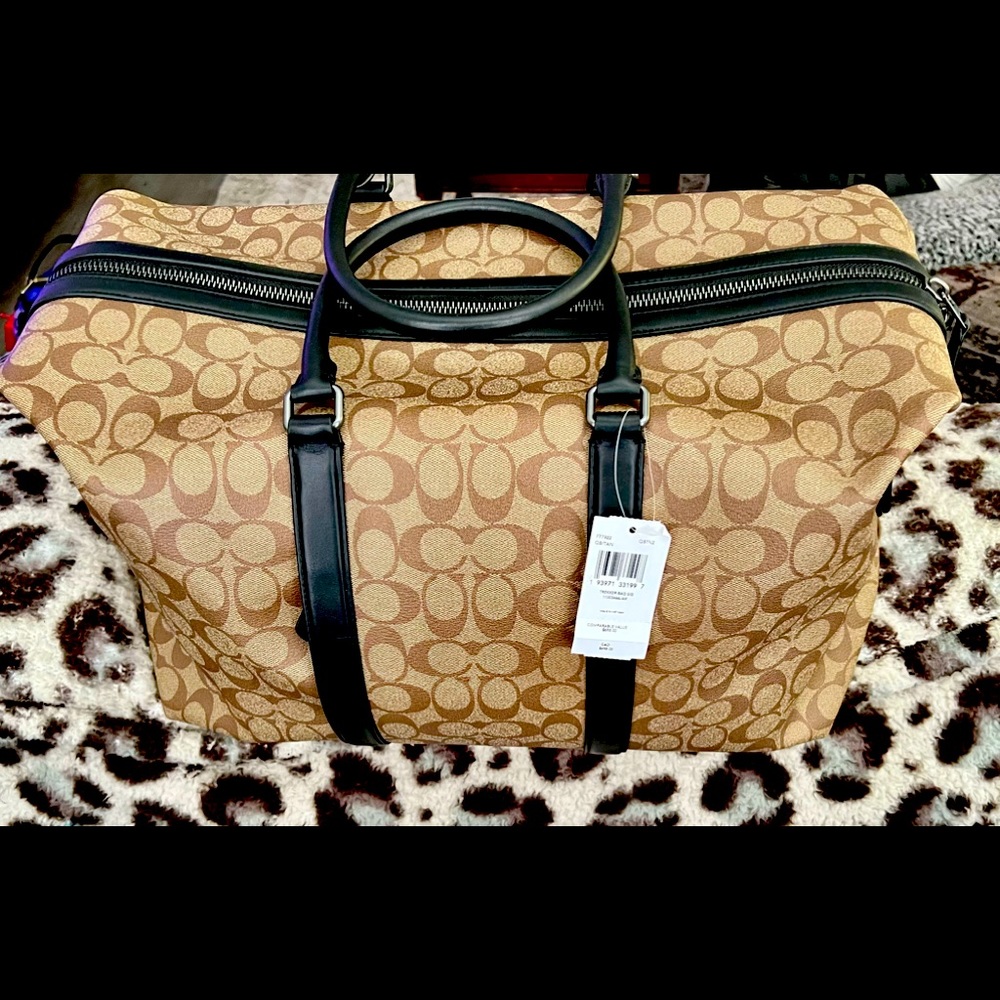 Trekker Bag In Signature Canvas